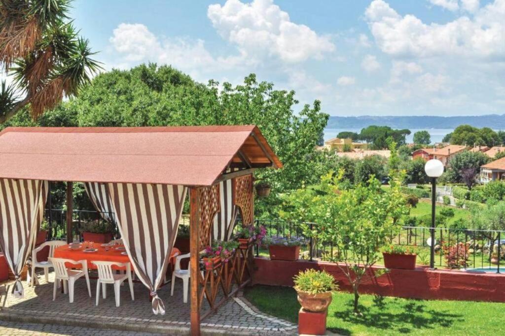 La Cupoletta Holiday House -Magnolia Trevignano Romano Exterior photo